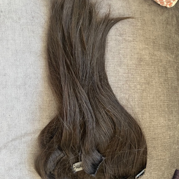 Dark brown human hair clip in extensions - Picture 3 of 3